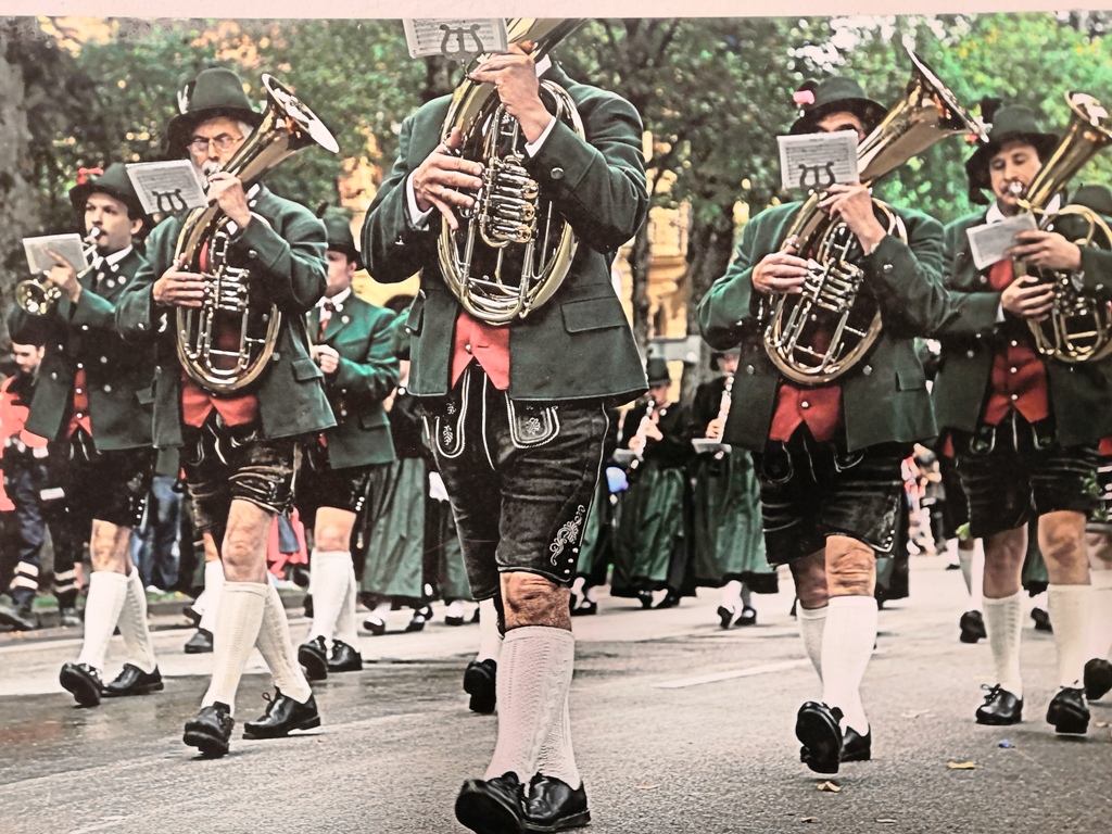 Einzug der Krawall Kapelle